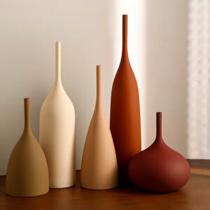 Vases en céramique d'inspiration vintage